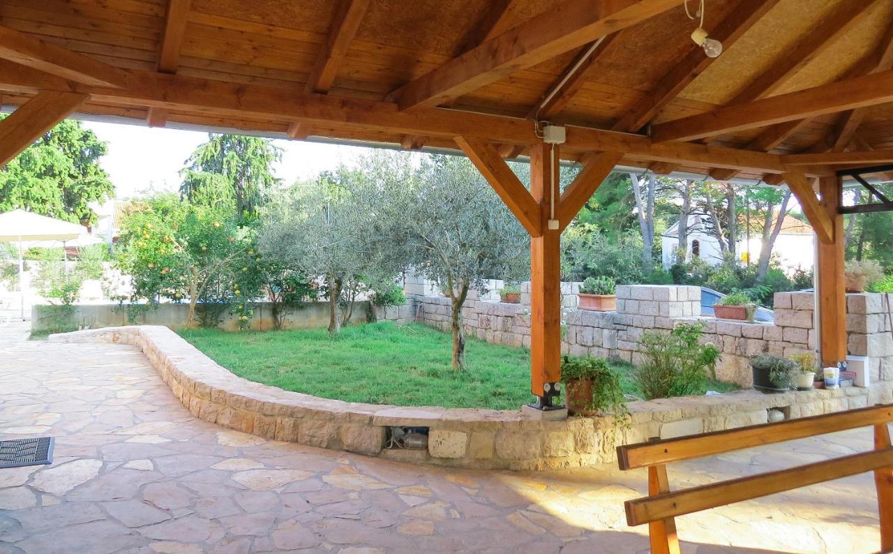 Bungalow Vice With Pool Pakoštane Extérieur photo