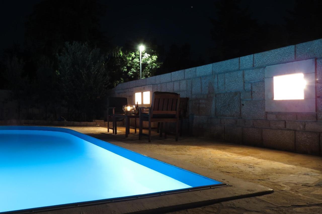 Bungalow Vice With Pool Pakoštane Extérieur photo