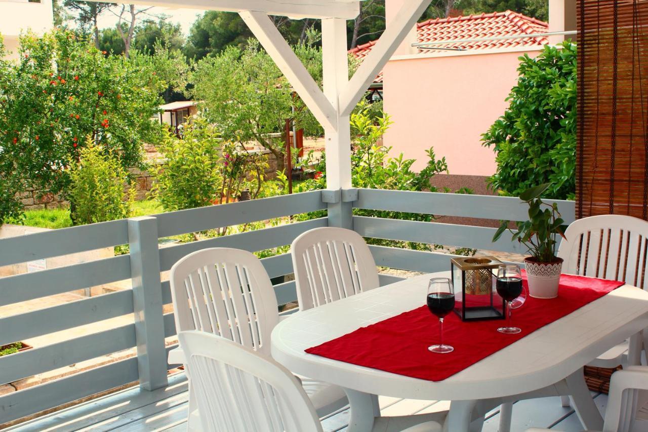 Bungalow Vice With Pool Pakoštane Extérieur photo